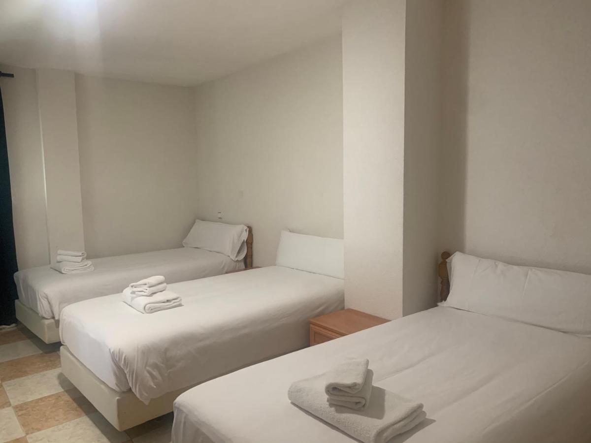 Hotel El Ancla Villanueva de la Cañada Dış mekan fotoğraf