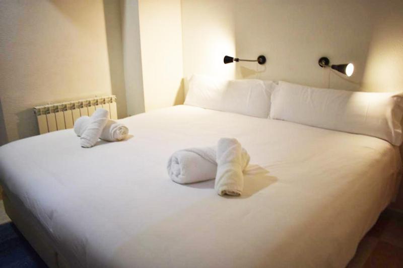 Hotel El Ancla Villanueva de la Cañada Dış mekan fotoğraf