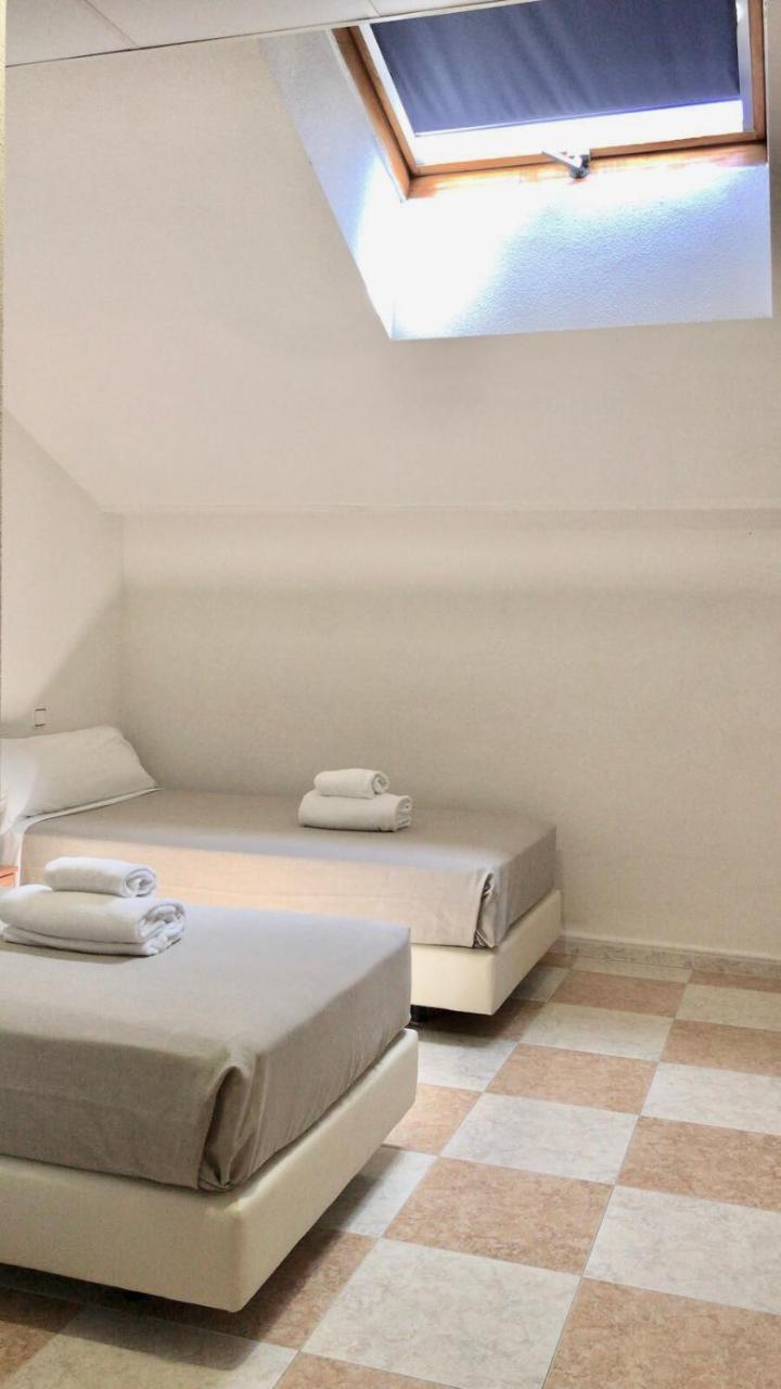 Hotel El Ancla Villanueva de la Cañada Dış mekan fotoğraf